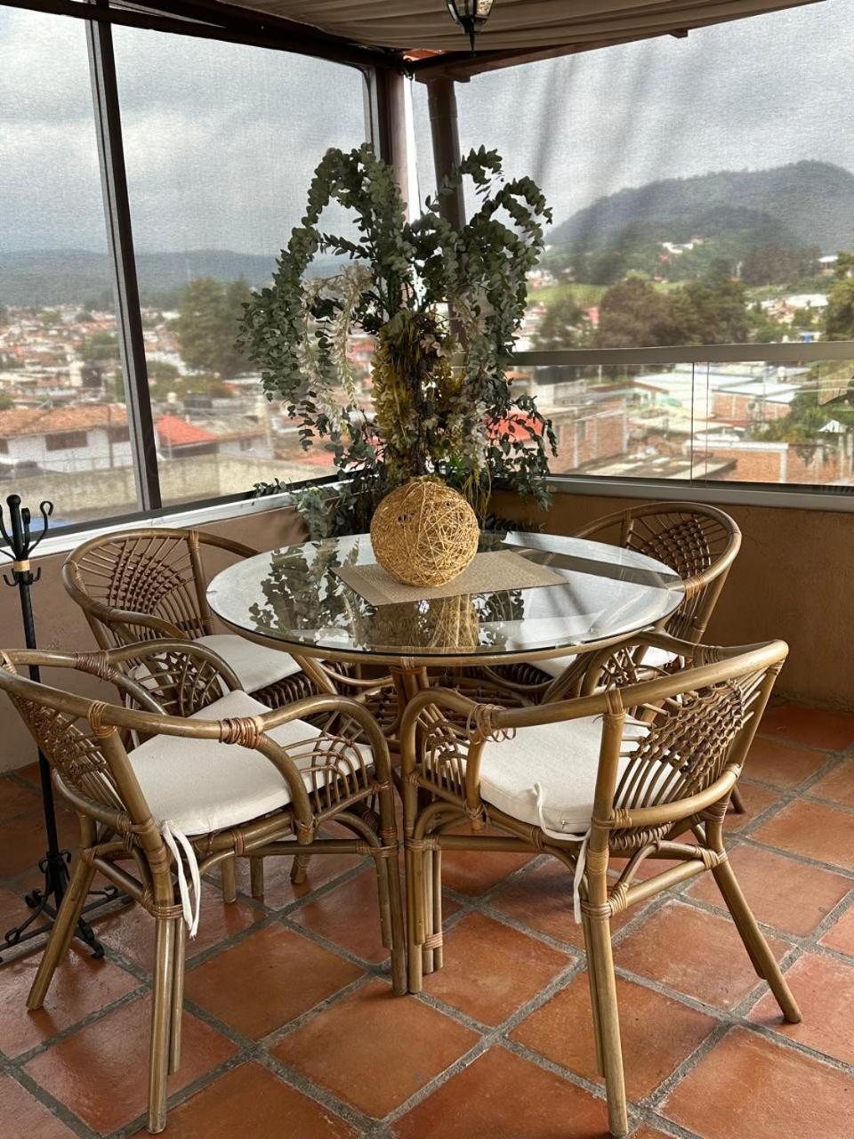 Casa De Las Escaleras Pátzcuaro Extérieur photo